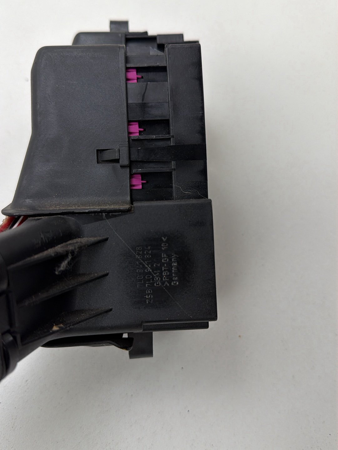 2003-2006 Porsche Cayenne Fuse Box Relay Control Module 7L0941828 7L0941824 OEM