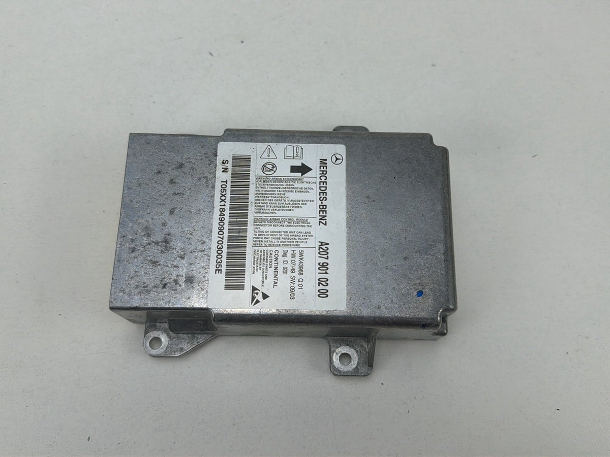 2010-2013 Mercedes-Benz E-Class-Coupe Computer Control Module A2079010200 OM
