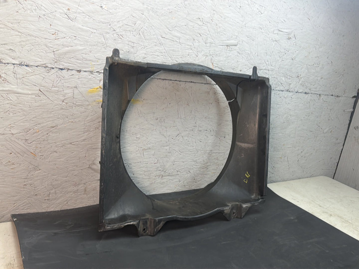 2003-2006 Lincoln Navigator U228 - Cooling Fan Shroud Bracket OEM