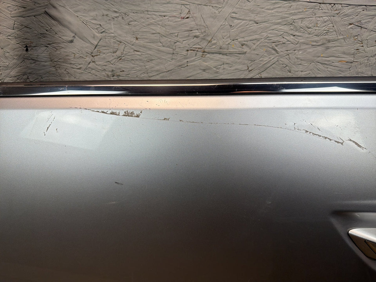 2011-2017 Honda Odyssey Front Left Driver Side Door Shell w/ Door Handle OEM