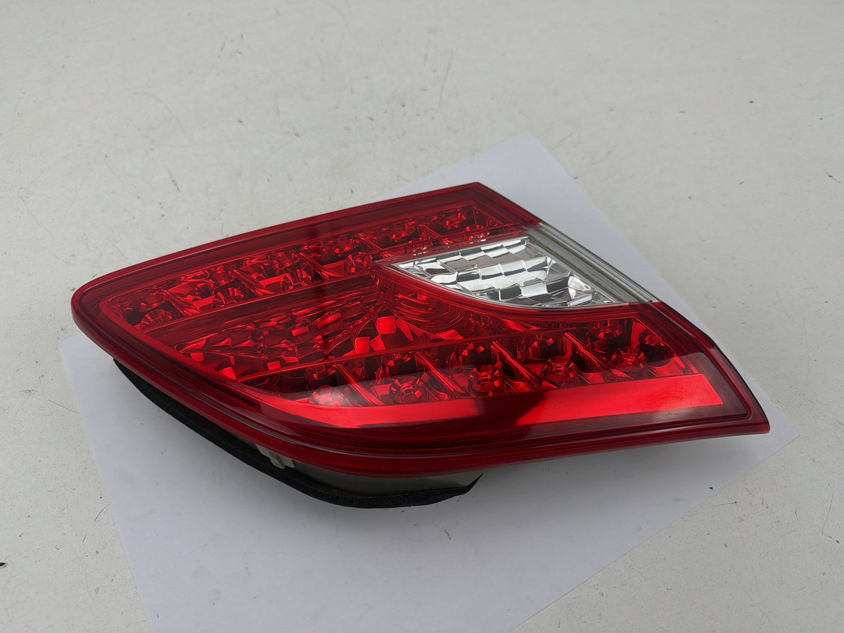 2013-2015 Nissan Sentra Left Side Inner Trunk Lid Tail Light 265553SH5A OEM