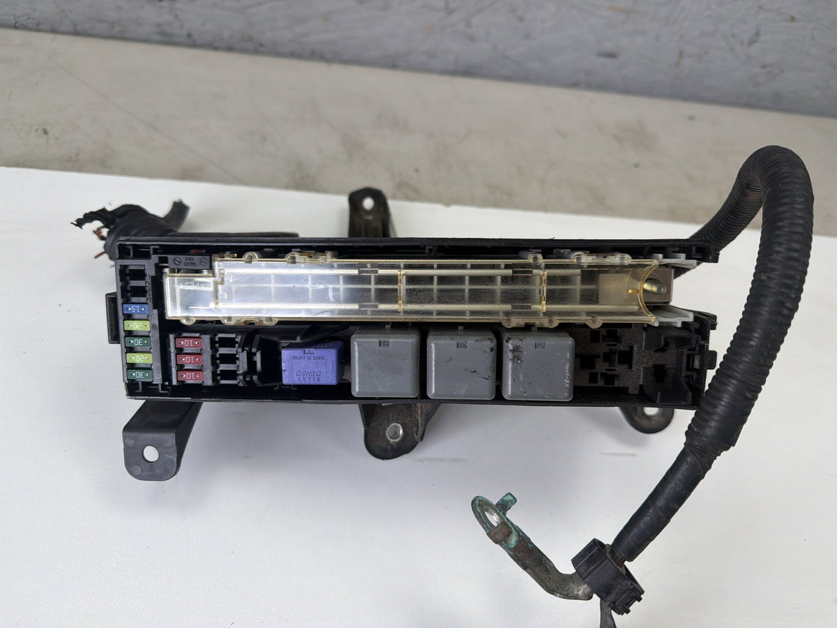2006-2013 Lexus IS250 E20 Engine Under Hood Fuse Box Relay Junction Block OEM