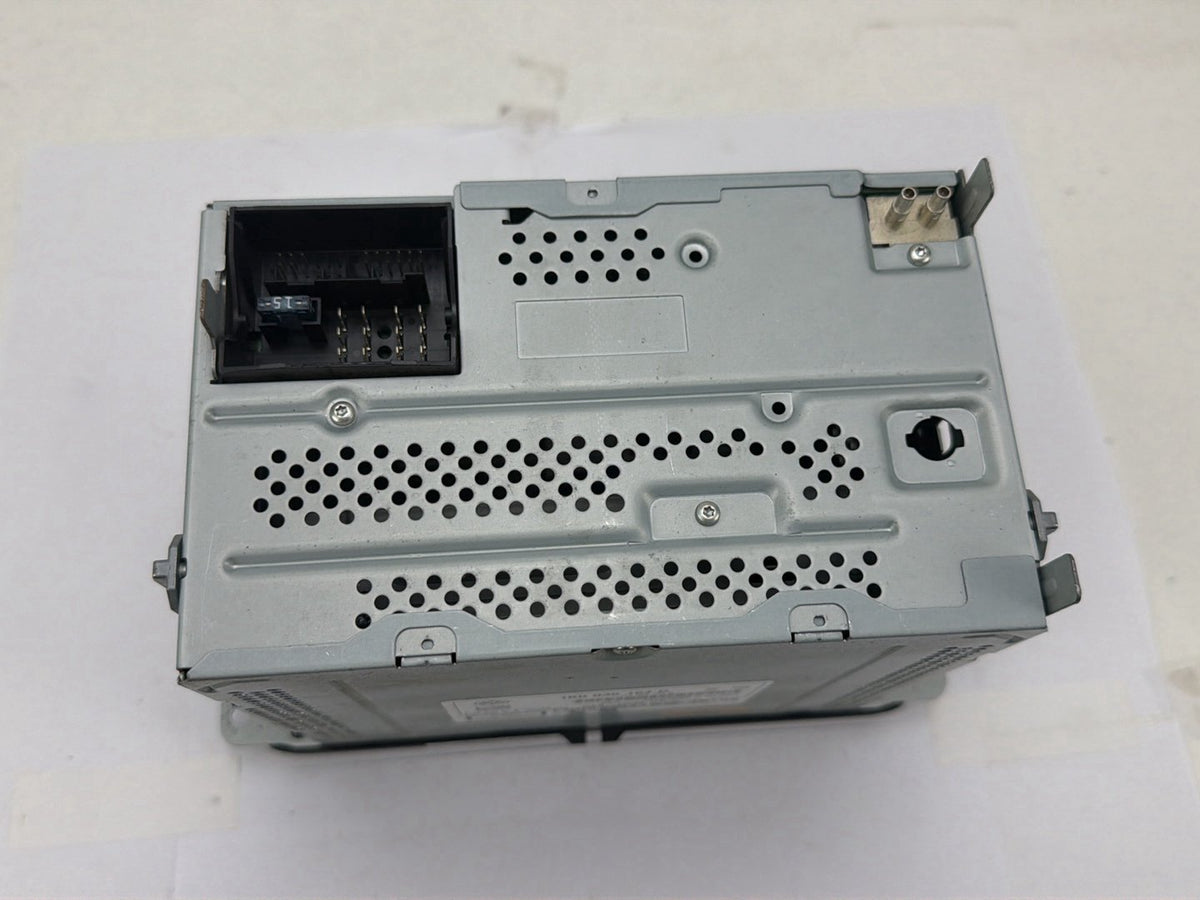 2012-2015 Volkswagen Jetta - Am Fm Cd Player Radio Receiver 1K0035164D OEM