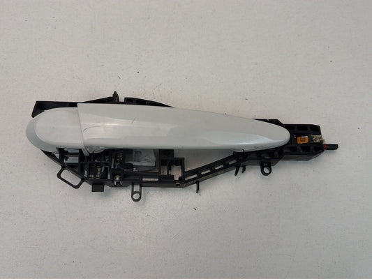 2014-2016 BMW 228i F22 Front Right Passenger Side Exterior Door Handle OEM