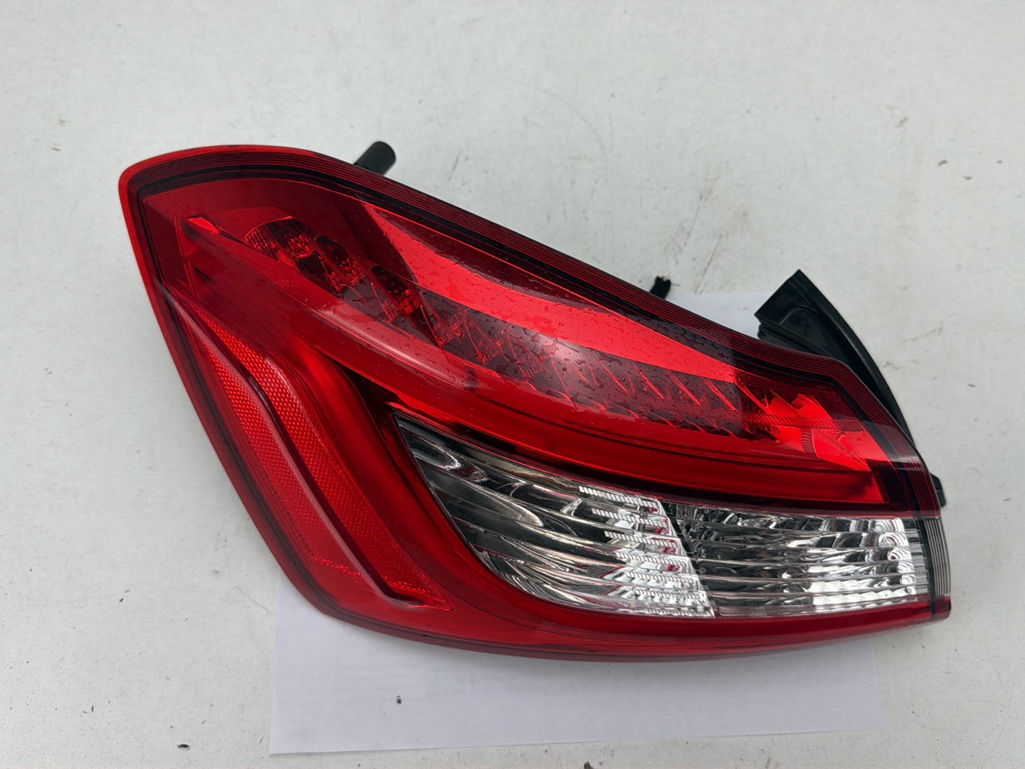2014-2017 Maserati Ghibli Rear Left Side Outer Tail Light 06700084820 OEM