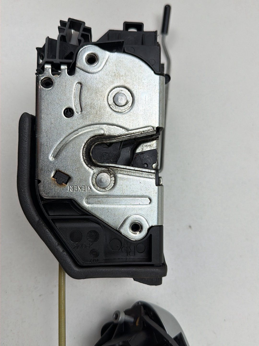 2012-2014 BMW X1 E84 Rear Right Door Lock Actuator 7229460 OEM