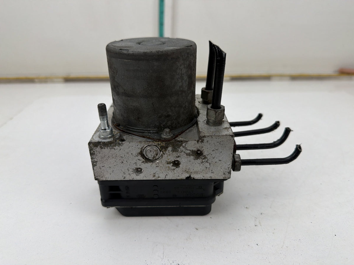 2012-2017 GMC Acadia Anti-Lock Brake ABS Pump Module Assembly OEM