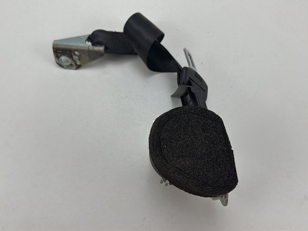 2013-2017 Volkswagen Tiguan Right Rear Seat Belt 5N0857806B OEM