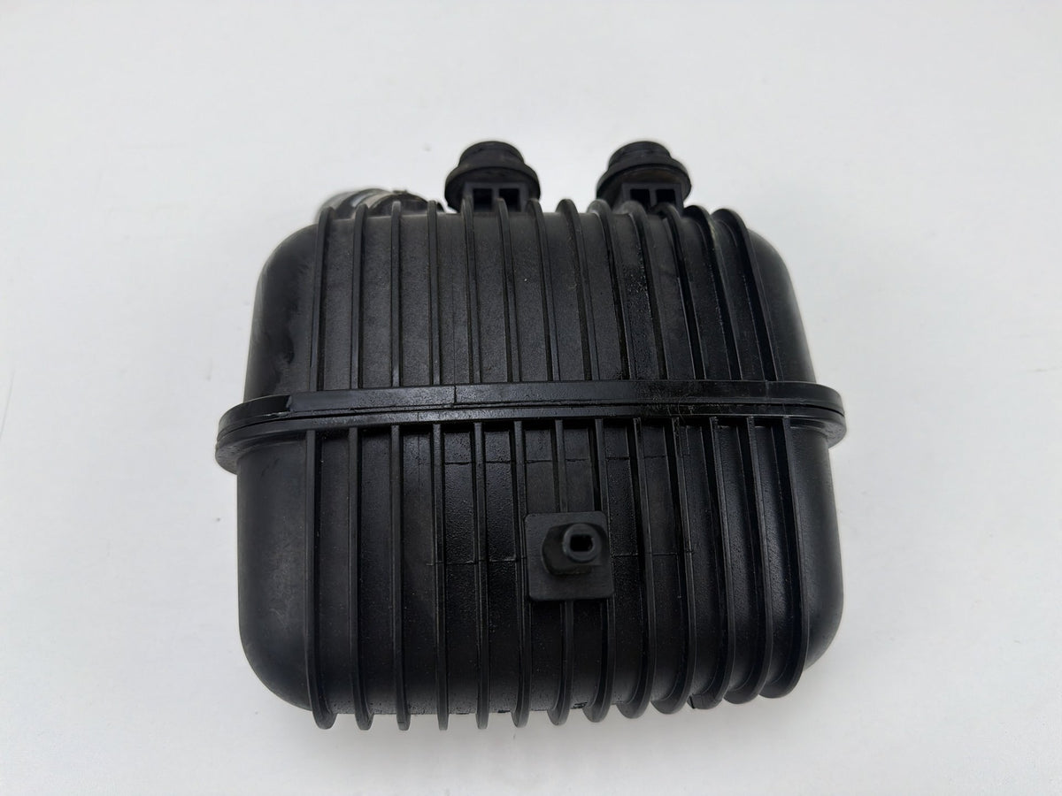 2009-2017 Audi Q5 Turbo Intercooler Silencer Air Intake Resonator 8K0129955A OEM