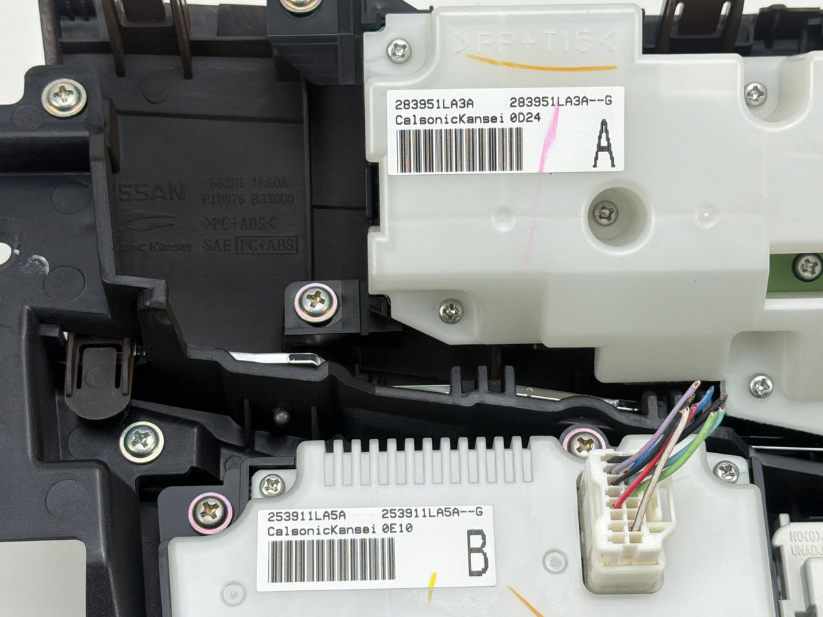 2011-2013 Infiniti QX56 Radio Audio Media Climate Control Switch Panel OEM