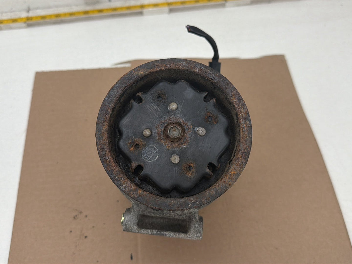 2004-2006 Porsche Cayenne 9PA- 3.2L A/C Compressor Assembly 3B0820803C OEM