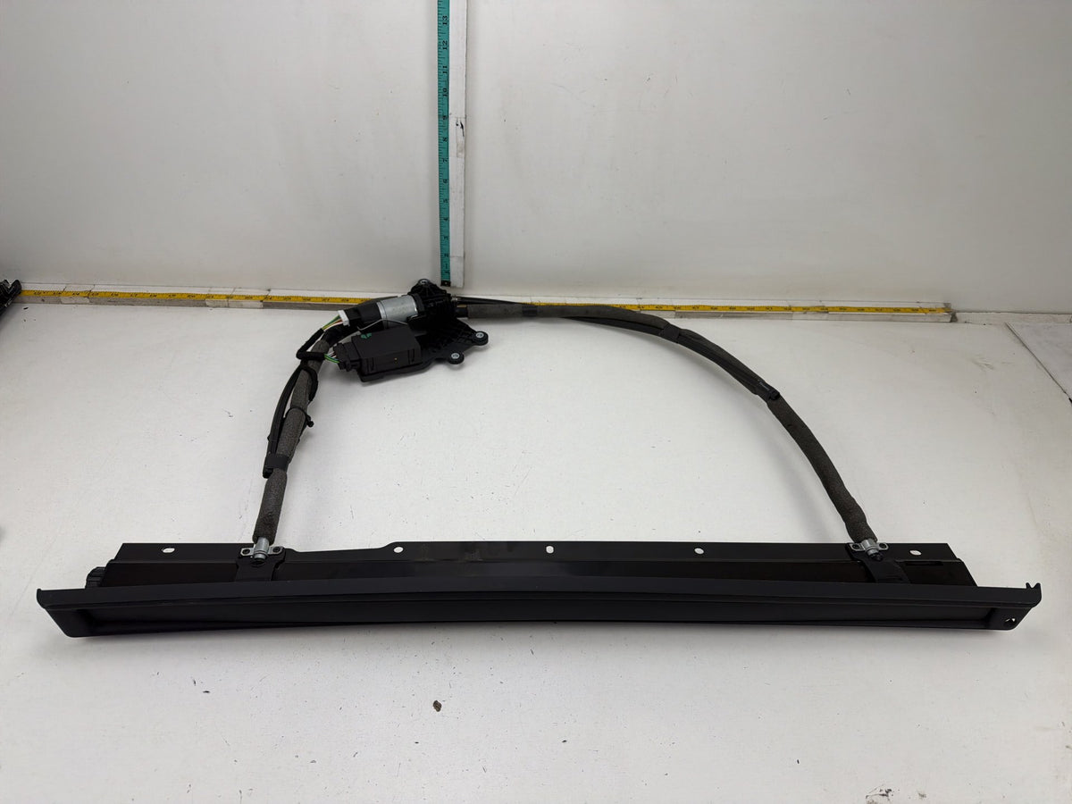 2014-2021 Maserati Quattroporte Rear Right Side Door Power Sunshade Motor OEM