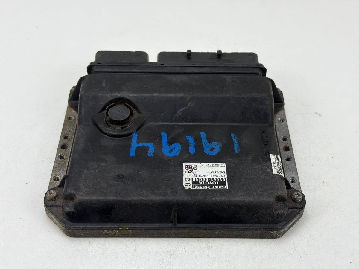 2007-2008 Toyota Camry Engine Computer Control Module 89661-06G40 OEM