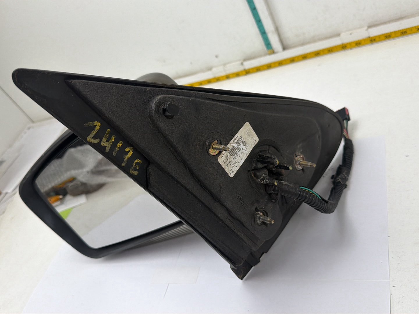 2003-2006 Lincoln Navigator Front Left Driver Side Power Door View Mirror OEM