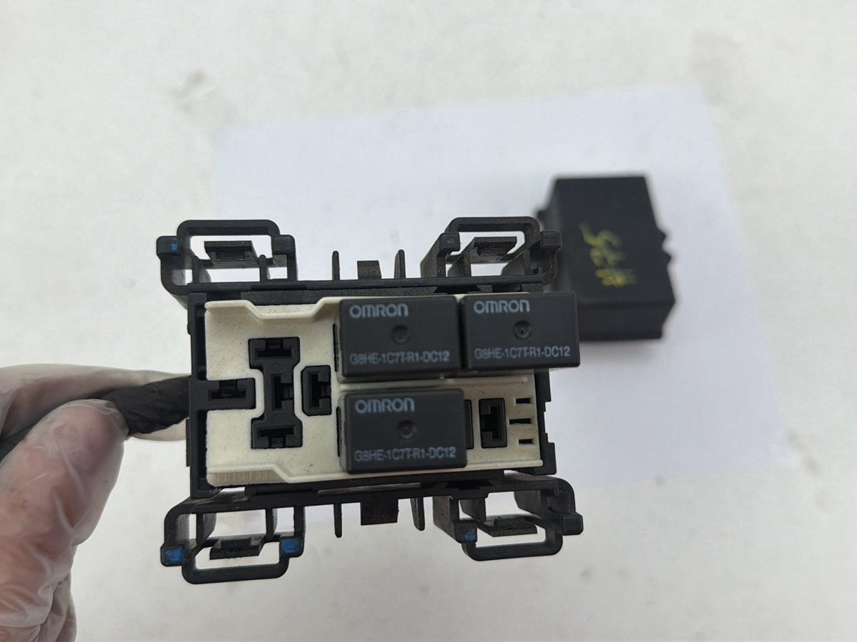 2011-2013 Dodge Durango External Fuel Pump Relay Recall Kit 68269415AL OEM