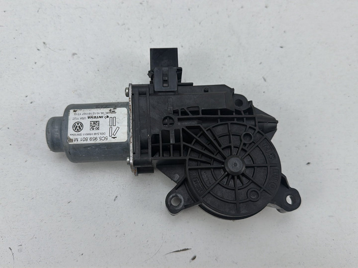 2012-2019 -Volkswagen Beetle Front Left Driver Side Window Motor 5C5959801M OEM