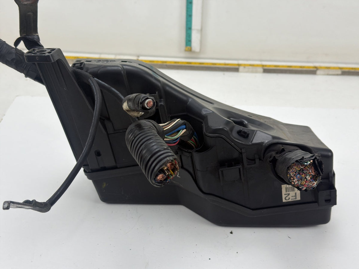2007-2012 Lexus ES350 Under Hood Engine Room Fuse Box Relay Junction Block OEM