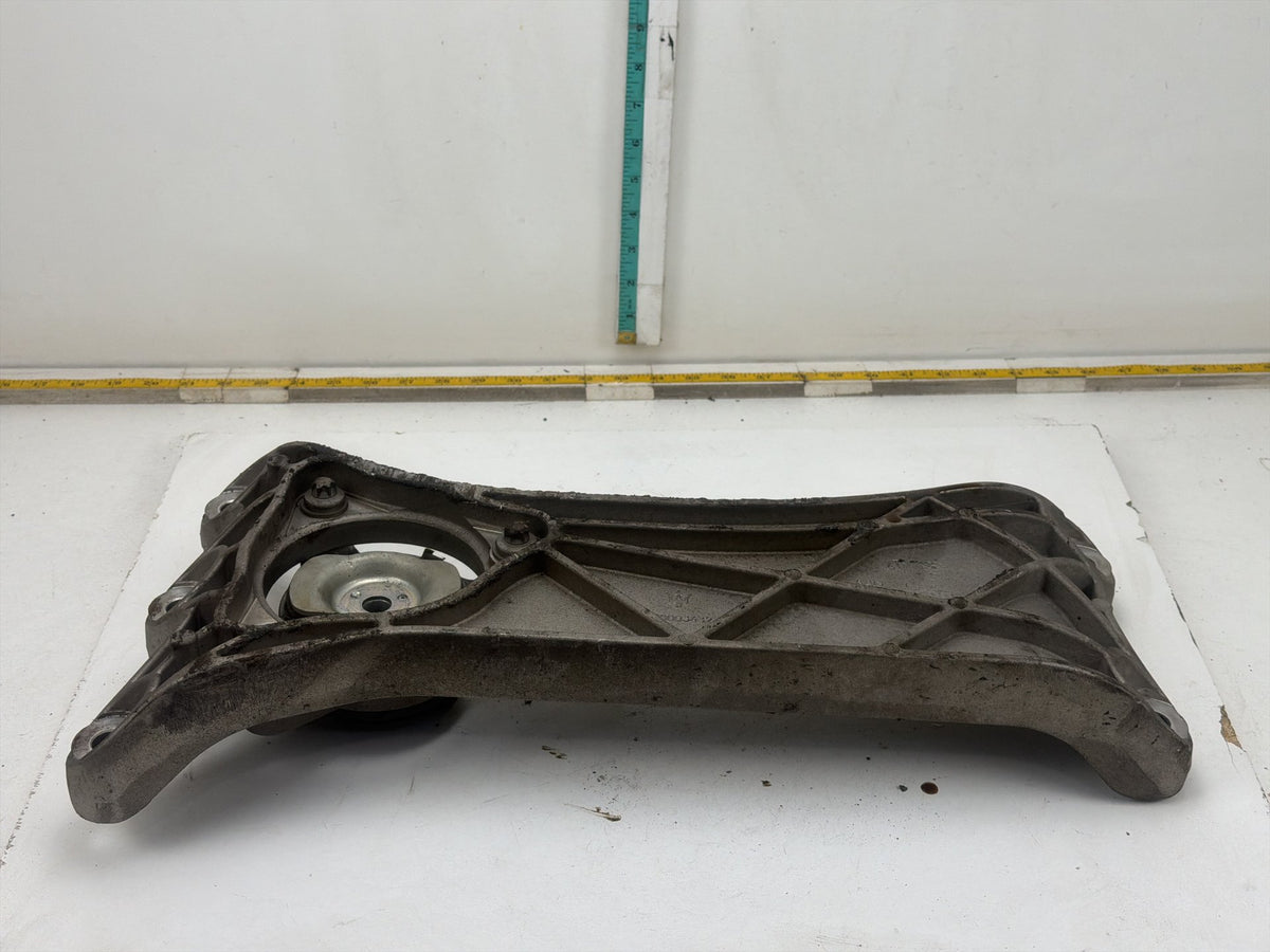 2014-2020 Maserati Quattroporte Engine Mount Support Bracket 670003632 OEM