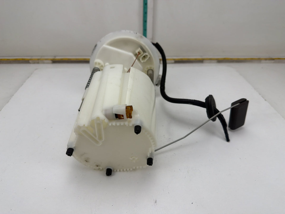 2014-2020 Maserati Quattroporte VI M156-Fuel Gas Tank Pump 670003733 OEM