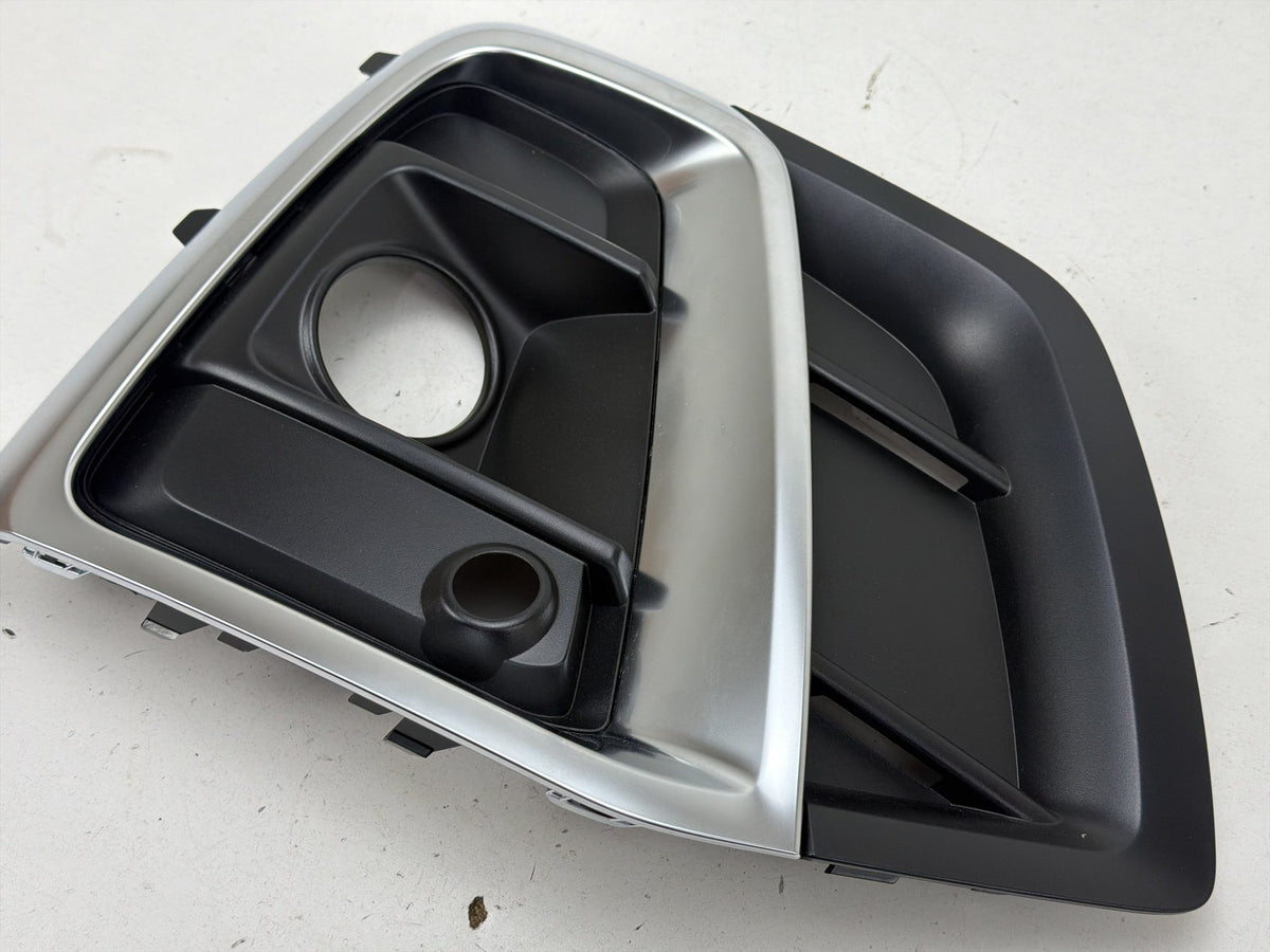 2018-2025 AUDI Q5 - Right Front Lower Bumper/ FOG Light Grille 80A 807 680 AG OEM
