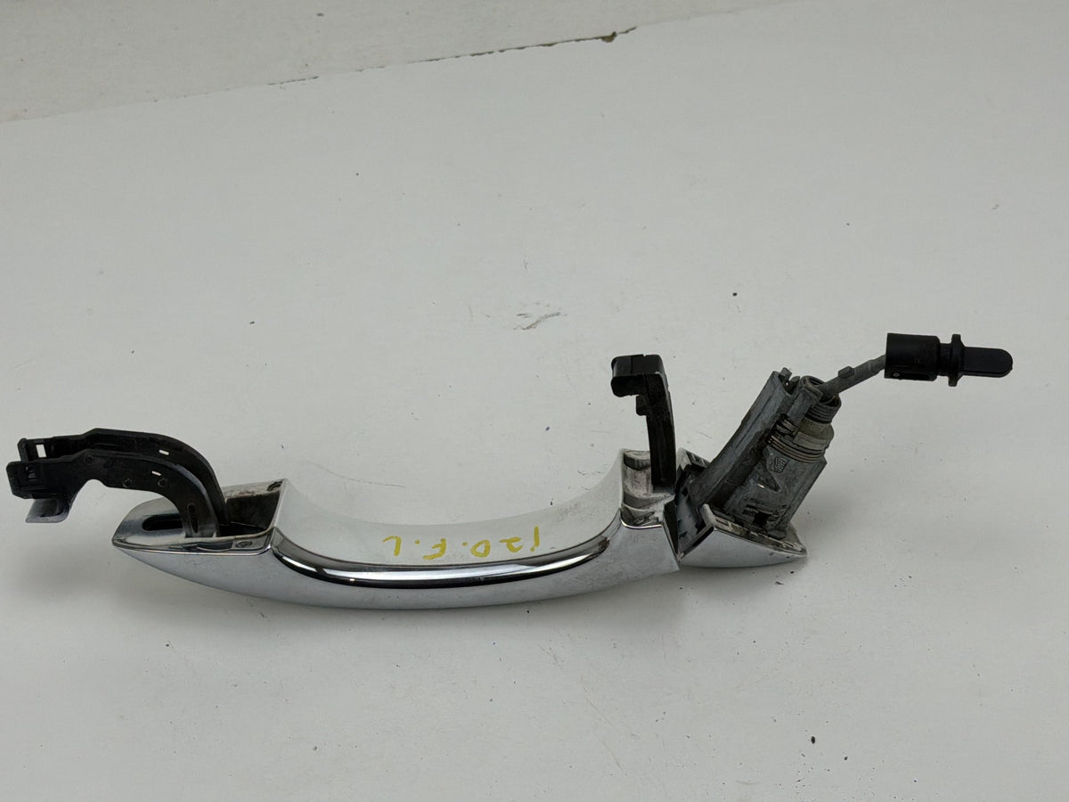 2013-2017 Audi Q5 8R Front Left Side Exterior Door Handle W/Lock Cylinder OEM