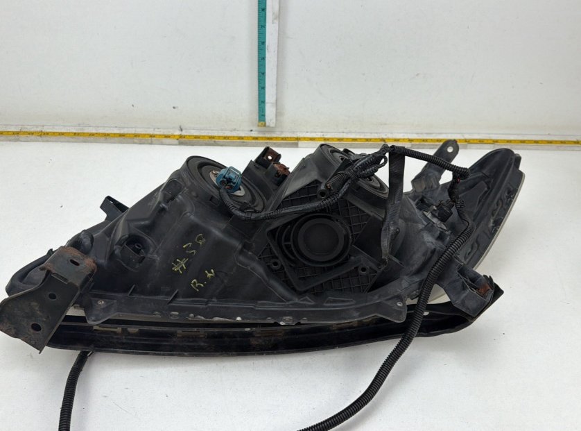 2011-2013 Honda Odyssey Front Right Passenger Headlight OEM