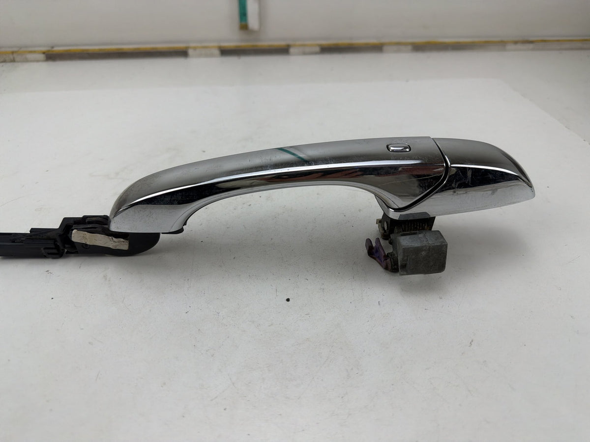 2011-2018 Jeep Grand Cherokee Right Exterior Door Handle 04589884AH OEM
