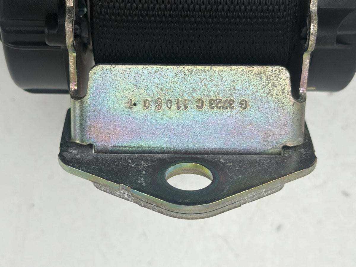 2009-2011 BMW 335i xDrive Rear Centre Seat Belt Retractor 7245613 OEM