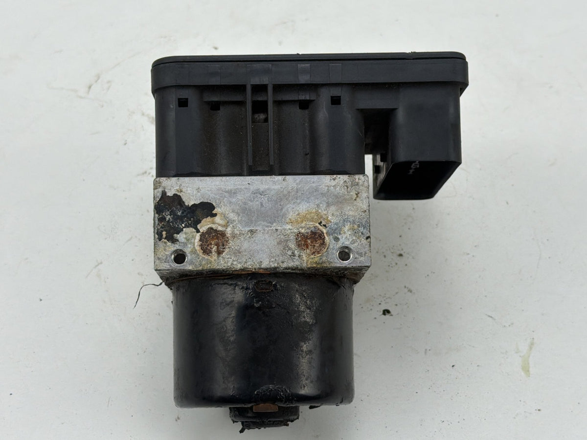 2002-2004 Honda CR-V ABS Anti-Lock Brake Pump Module 57110-S9A-E010-M1 OEM