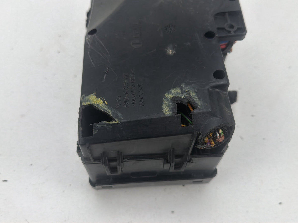 2013-2019 Ford Escape Engine Fuse Box Relay Module GJ7T-14A076-BA OEM