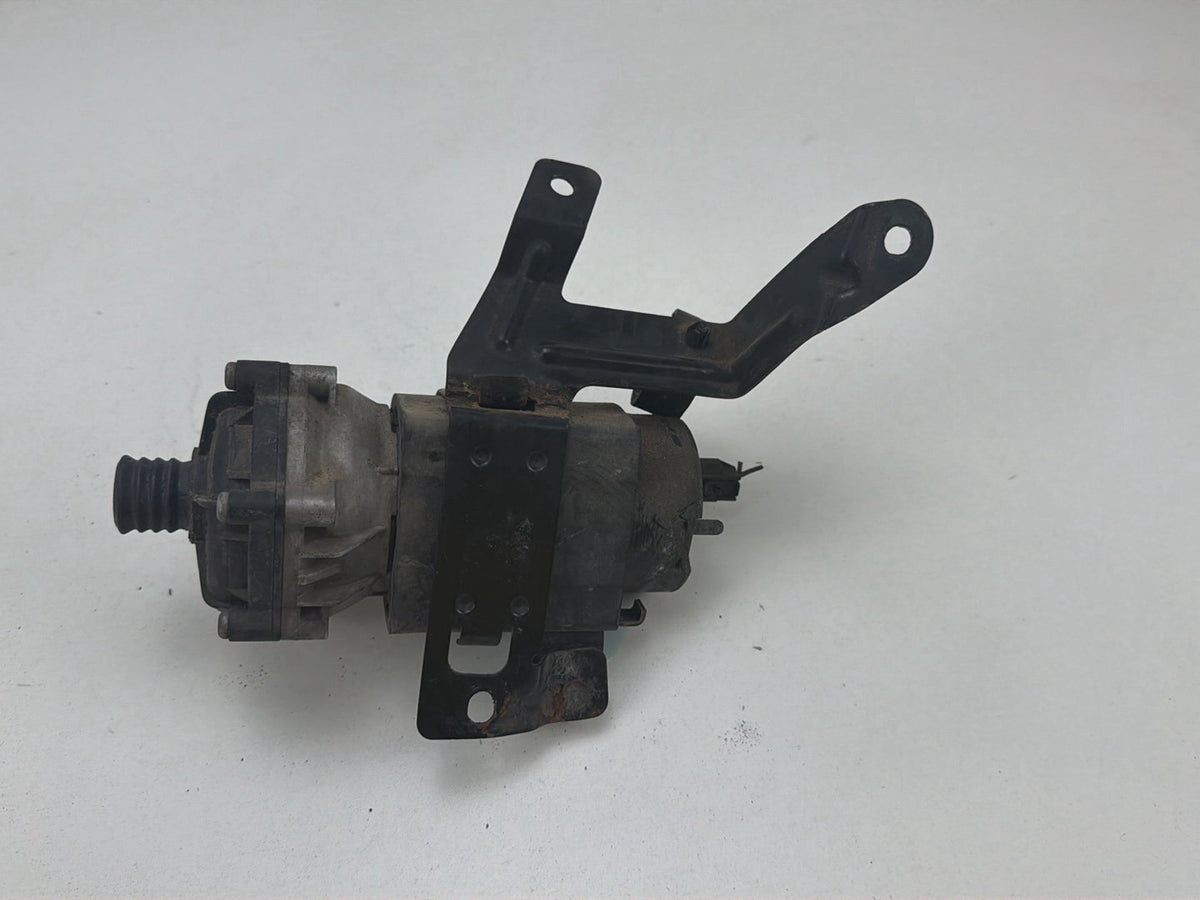 2007-2013 Mercedes-Benz S-Class W221 W221 - Water Pump PN: 0392022010