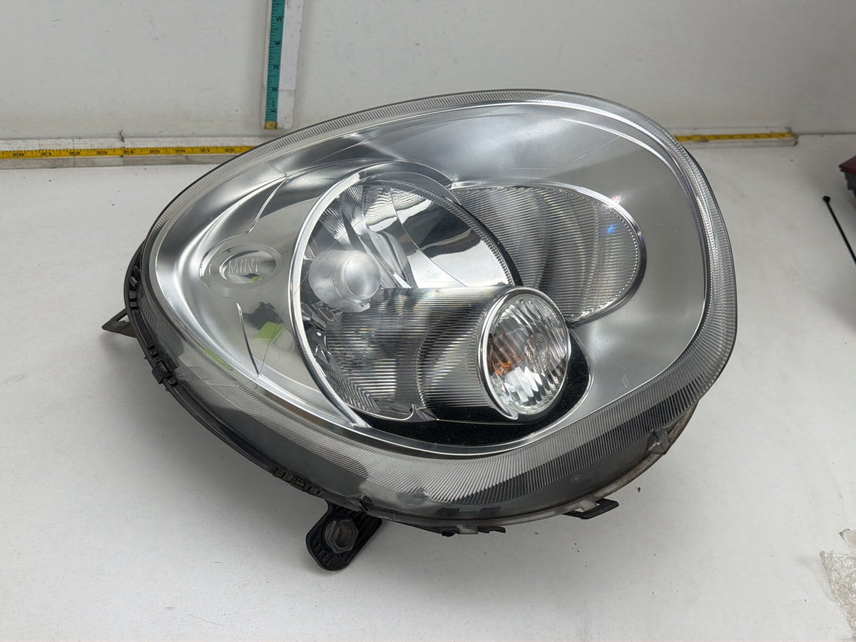 2011-2016 Mini Cooper Countryman S-Front Passenger Side Headlight 9801036-04 OEM