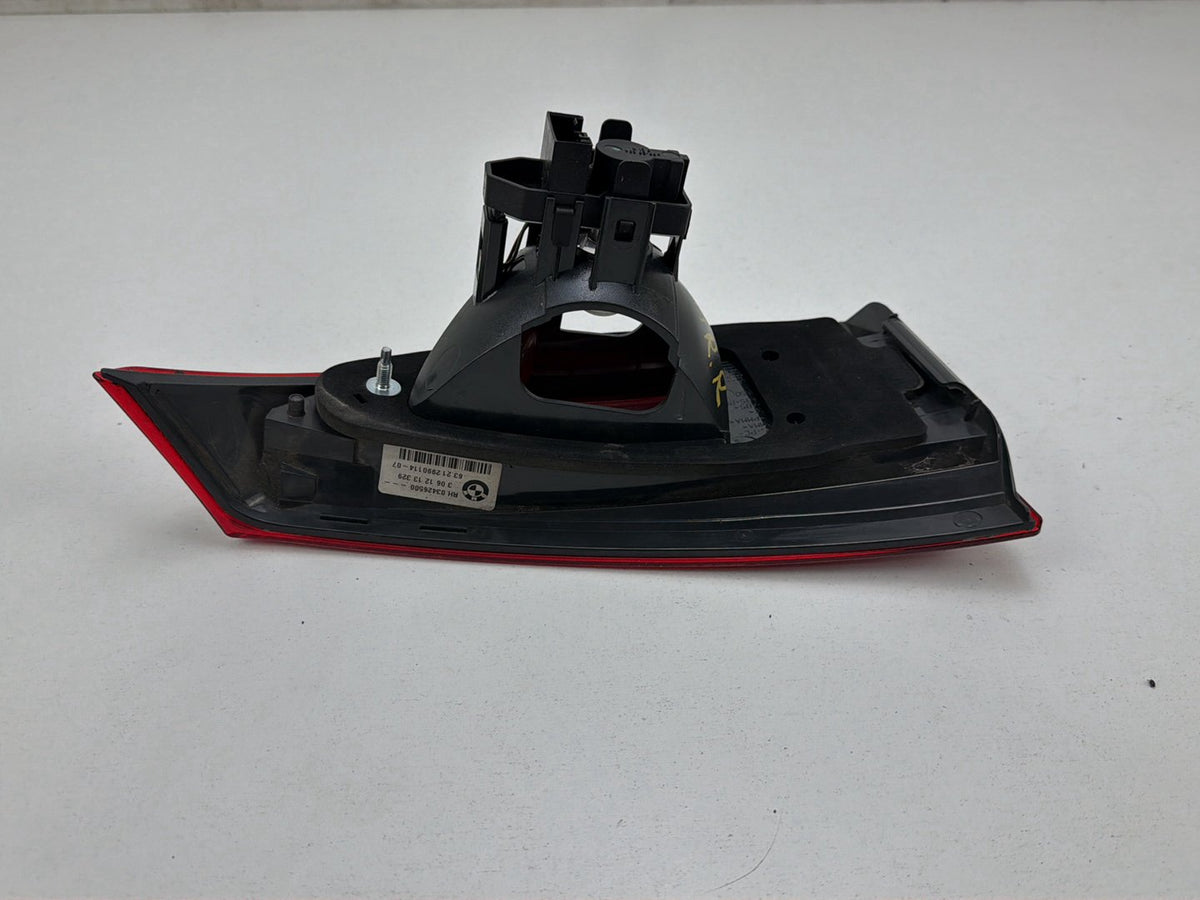 2014 BMW X1 E84 SUV Right Rear Taillight Decklid/Tailgate 03426500 OEM