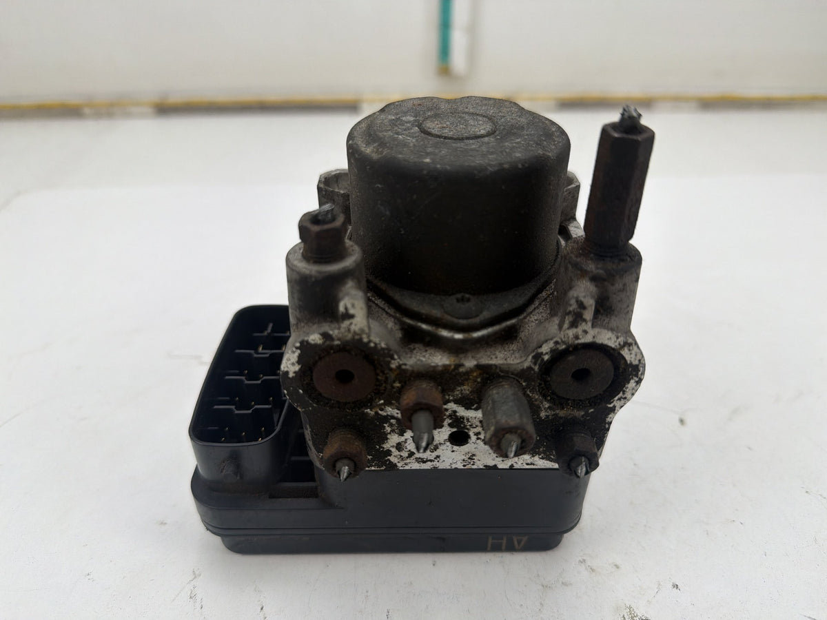 2006-2011 Toyota Yaris Anti-Lock Brake ABS Control Module 89541-52580 OEM