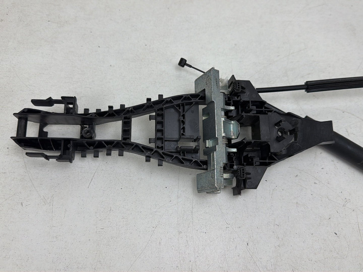 2018-2020 Jaguar F-Pace - Front Right Exterior Door Handle HX83-203A28-KD OEM