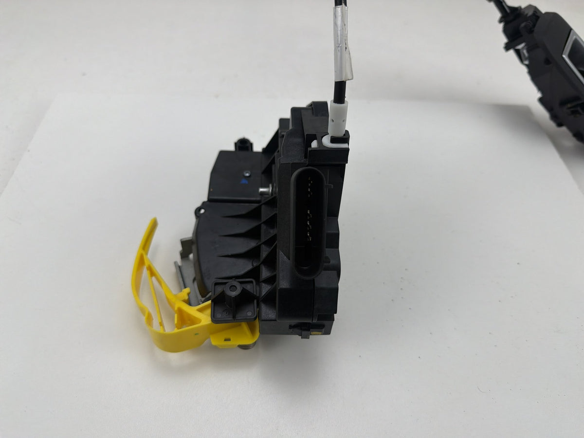 2018-2022 Ford EcoSport Front Right Door Lock Actuator w/ Interior Handle OEM