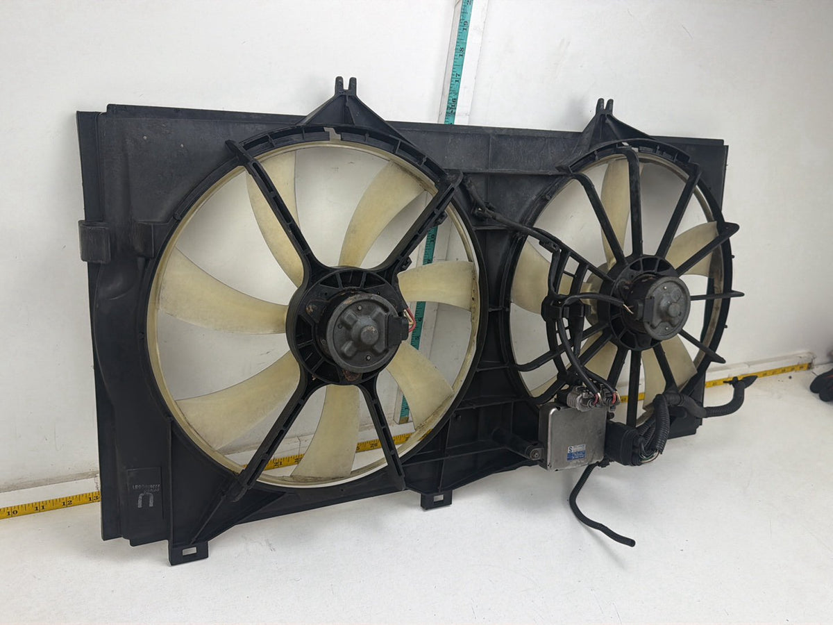 2007-2012 Lexus ES350 Radiator Dual Cooling Fan Assembly Module OEM