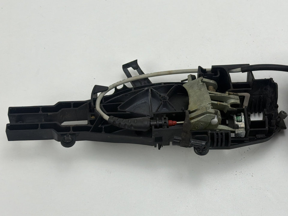 2009-2013 BMW 335i xDrive Front Right Side Door Lock Latch Actuator OEM