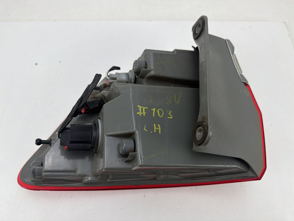 2014-2021 Jeep Grand Cherokee Rear Left Side Inner Tail Light P68110017AC OEM