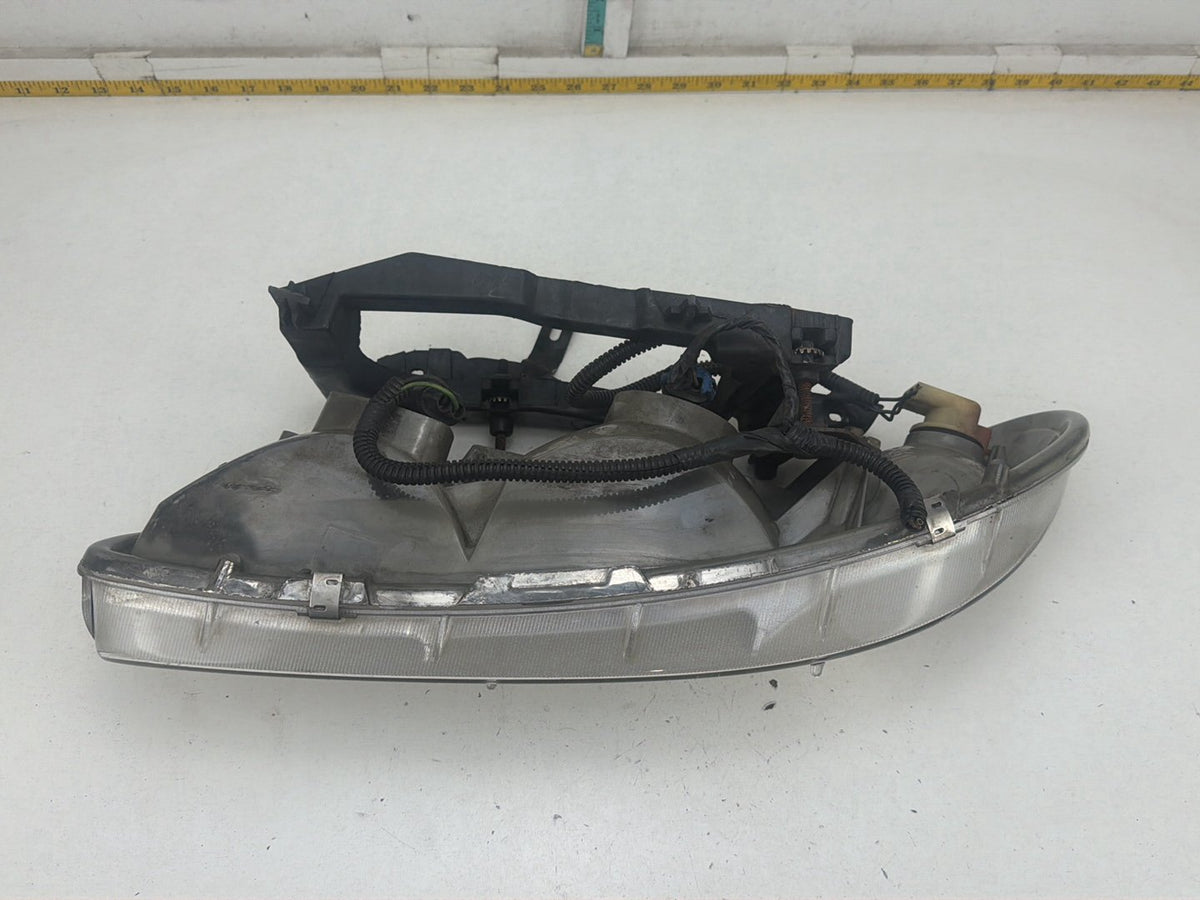 1996-1998 Pontiac Grand AM Front Right Passenger Side Headlamp Light OEM