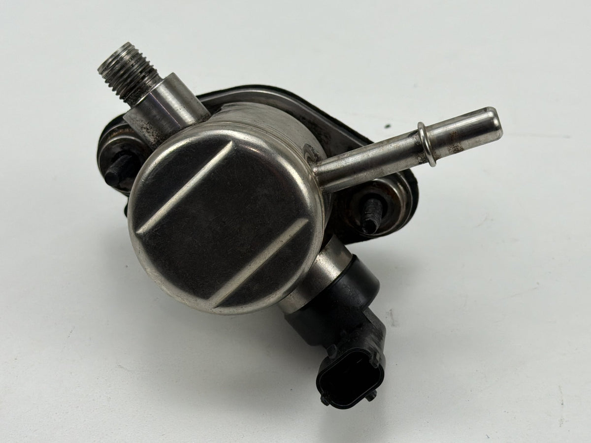 2010-2017 Chevrolet Equinox High Pressure Fuel Pump 12641847 OEM