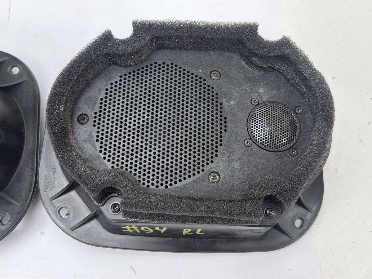 2003-2006 Lincoln Navigator Rear Left/Right Side Door Audio Speakers Pair OEM