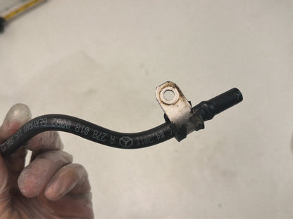 2012-2014 Mercedes-Benz S-Class W221 Engine Valve Bleed Hose Pipe Line A2780180082 OEM
