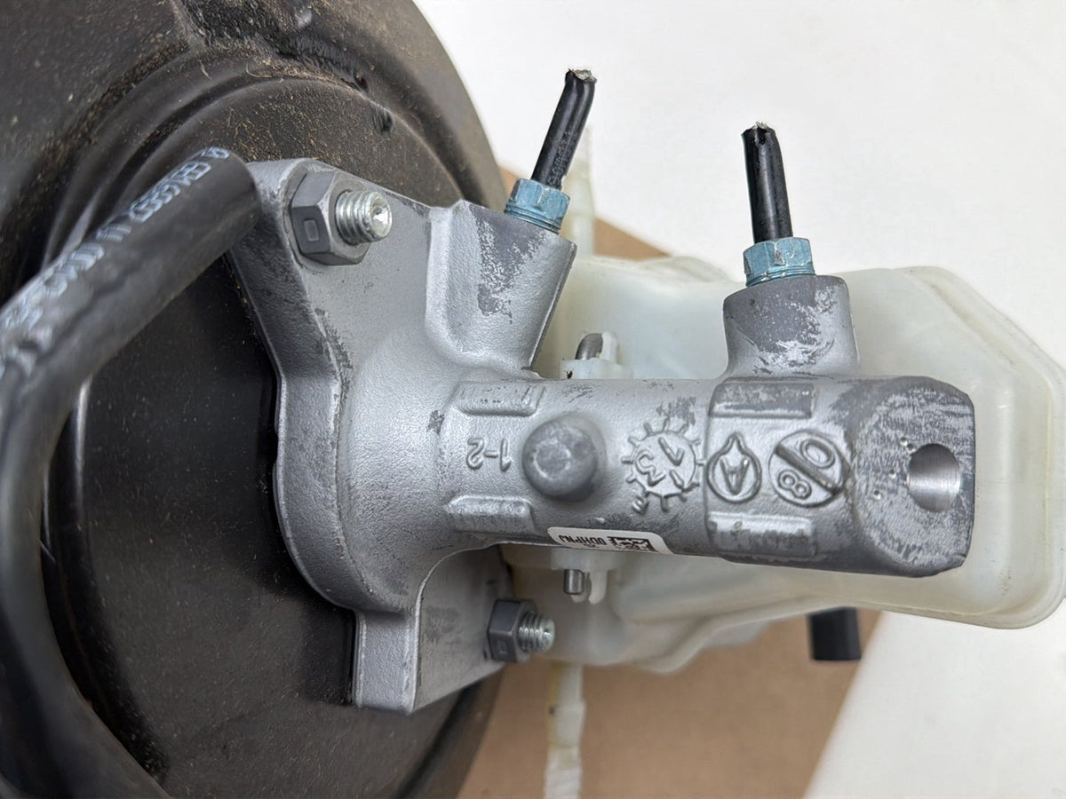 2012-2015 BMW X1 E84-Power Brake Booster & Master Cylinder W/ Reservoir OEM