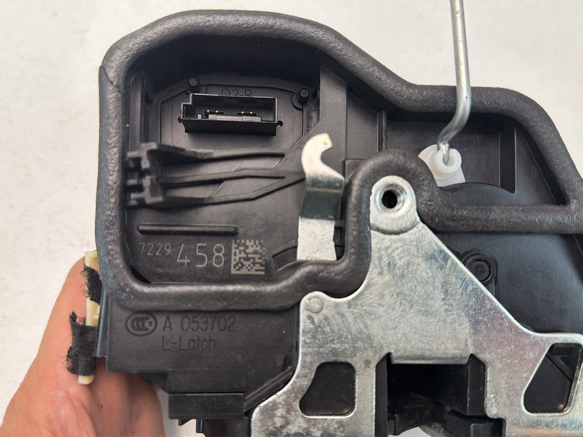 2014-2016 BMW 228i F22 Front Right Passenger Side Door Lock Latch Actuator OEM