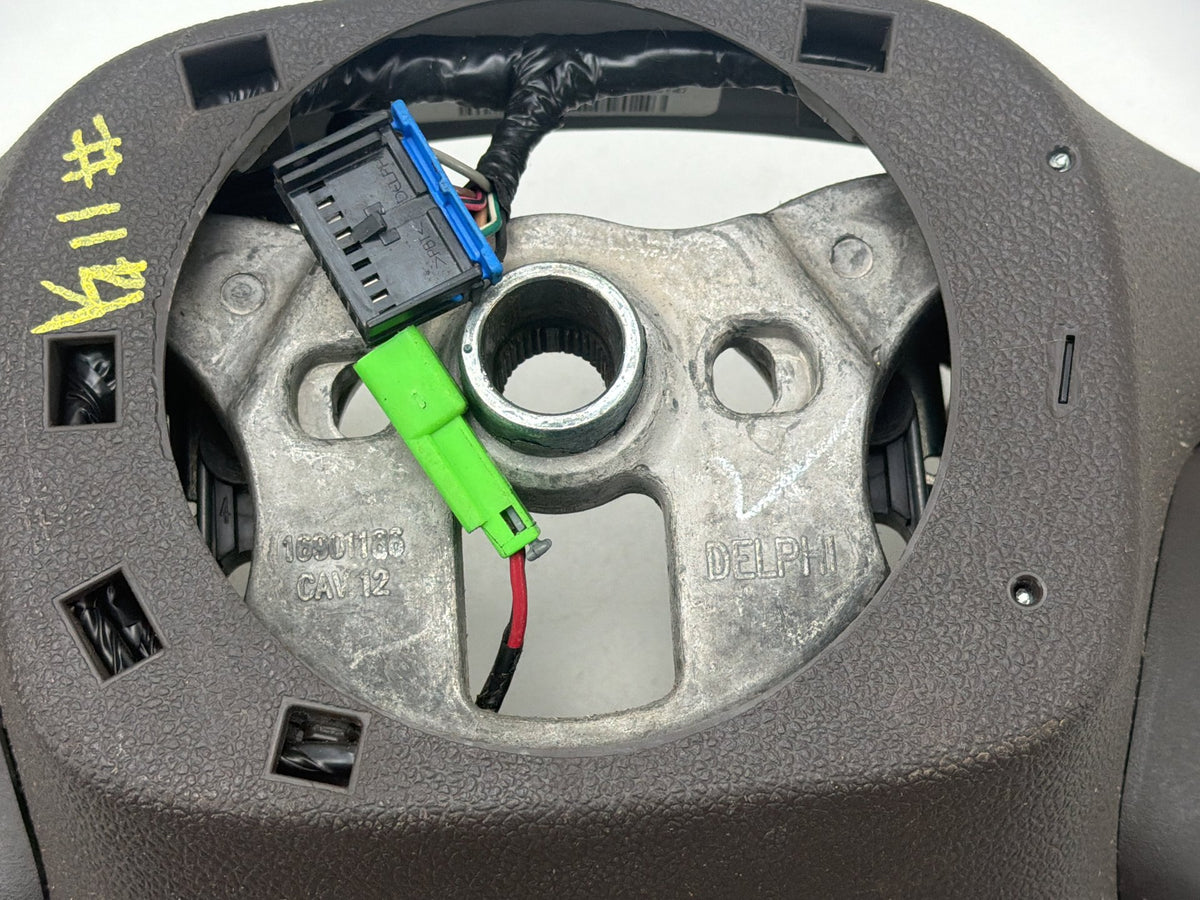 2007-2014 GMC DENALI GMT900 Front Left Driver Side Steering Wheel 16901186 OEM