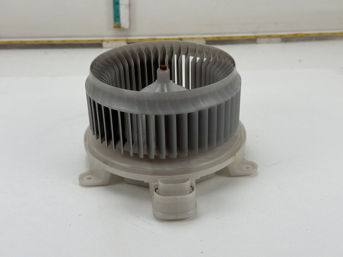 2006-2015 Lexus IS250 AC Heater Blower Motor Fan Assembly 272600-0331 OEM