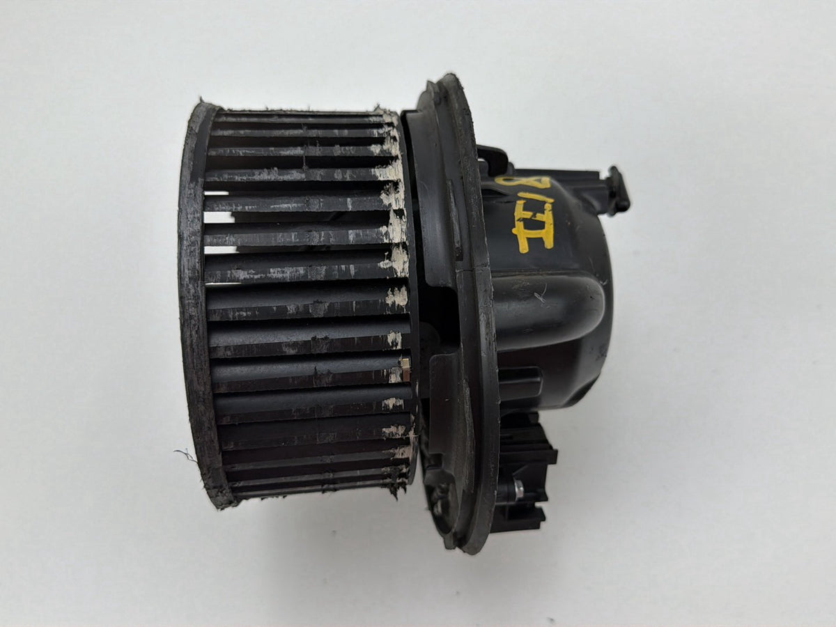 2013-2017 Volkswagen Tiguan Blower Motor 3C0907521G OEM
