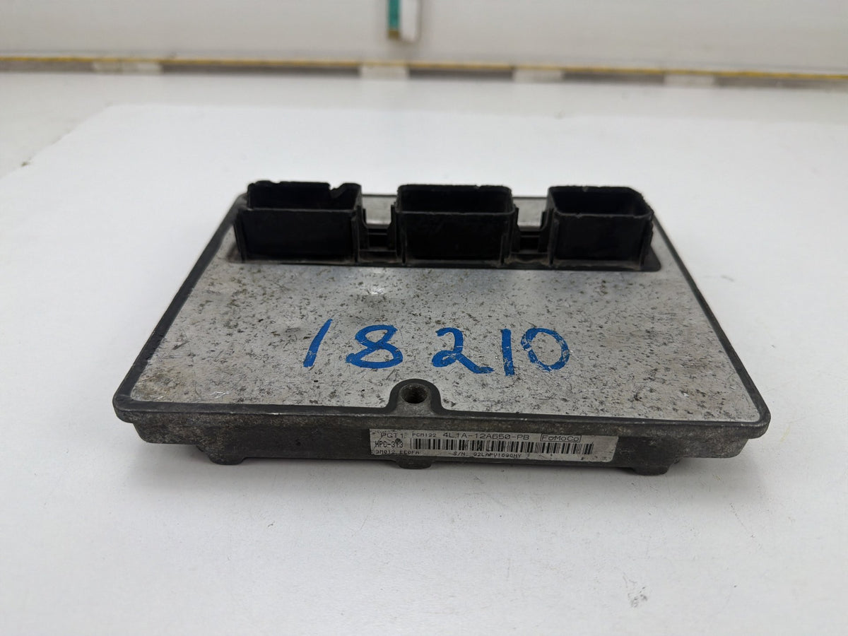 2004 Ford Expedition Engine Computer Control Module Unit ECU 4L1A-12A650-PB OEM