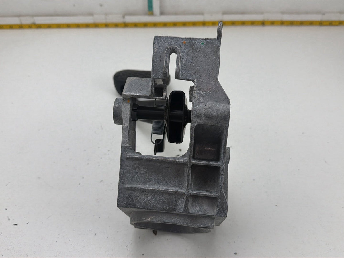 2009-2013 BMW 328i xDrive E90 Foot Brake Pedal Assembly 35006751975 OEM